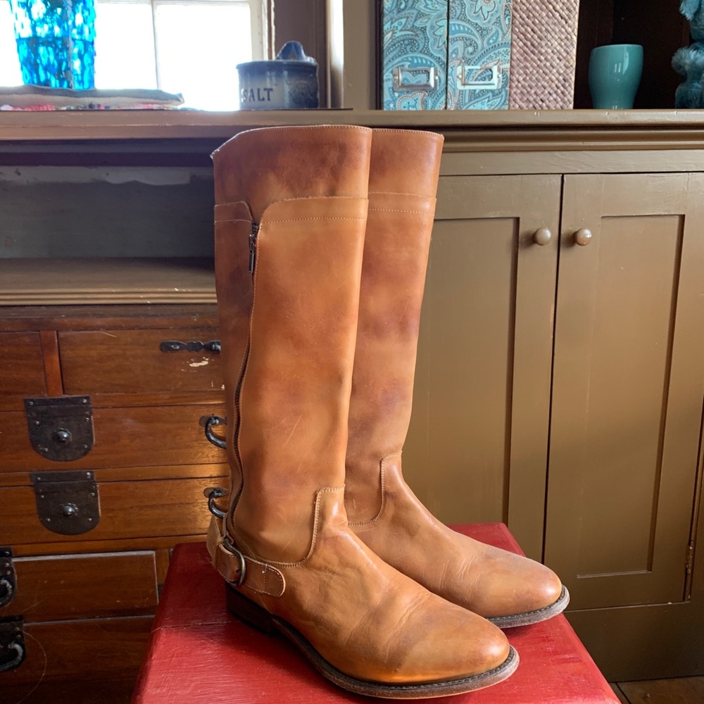 Matisse Tall Boots in Tan Leather… Size 10… Women’s